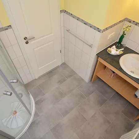 Seerose - 16 Lägenhet