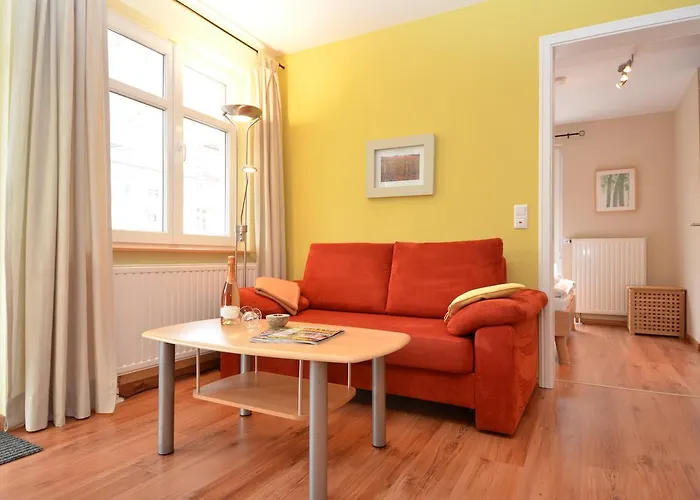 Seerose - 16 Sellin (Rugen)